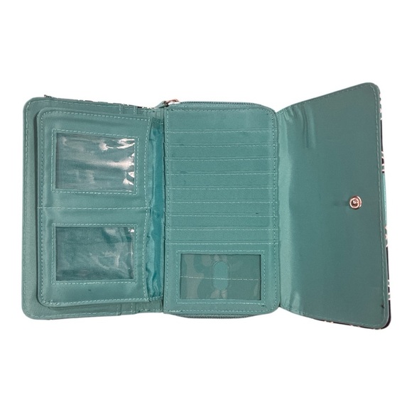 COPY - 🧡 5 for $25 🧡 Stylish Black and Green Women's Wallet - Picture 5 of 6